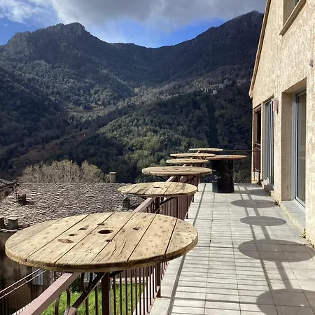 Chez Francois ベッド・アンド・ブレックファスト 3*