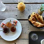 Chez Francois לינה וארוחת בוקר 3*