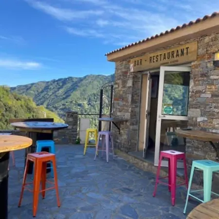 Chez Francois Bed & Breakfast