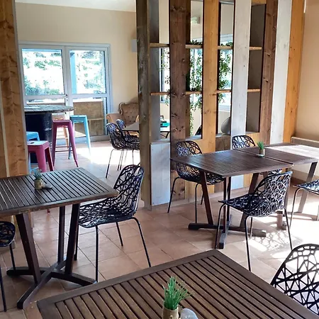 Chez Francois לינה וארוחת בוקר Ortale