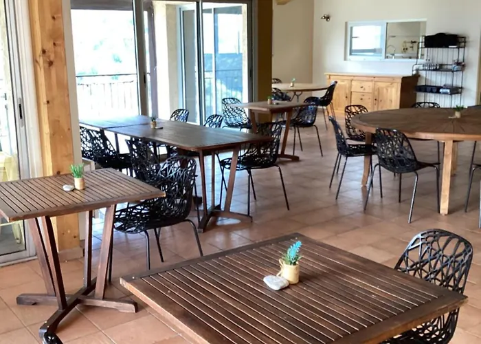 Couette-café Chez François 3*